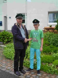 Orden an Kinderschützenkönig übergeben 2012_320