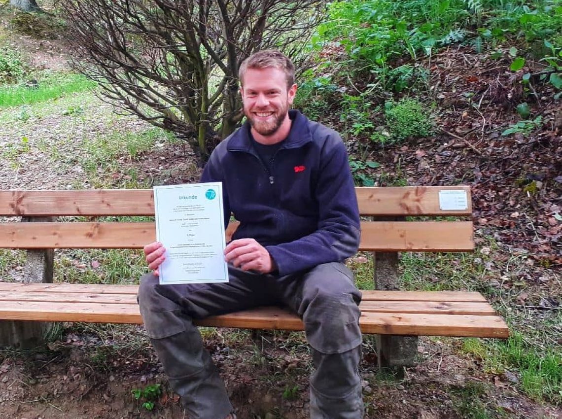 Stellvertretend erhielt Tobias Kleine den Preis für den 3. Platz